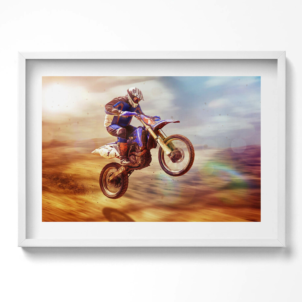 Tablou living cu rama excepţional Motociclist în deșert