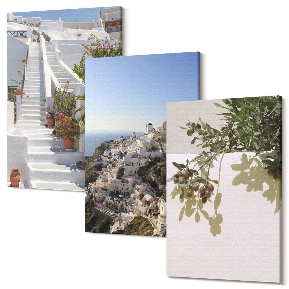 Tablou canvas set triptic Scări albe în Santorini cu vedere la oraș
