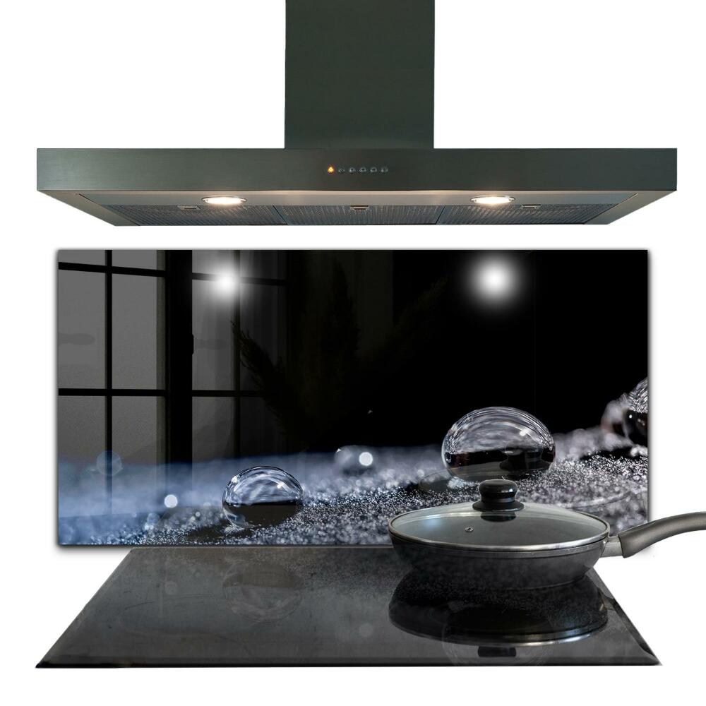 Sticlă pentru bucătărie O picătură de rouă dimineața