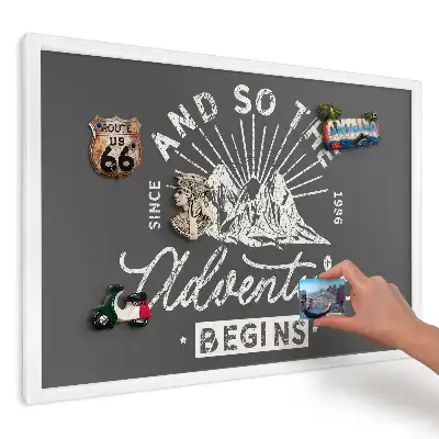 Panou magnetic decorativ de perete cu inscripții vintage munte