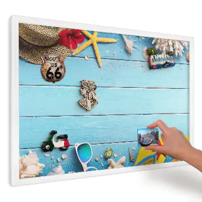 Panou magnetic decorativ cu model de scoici pe tablă albastră