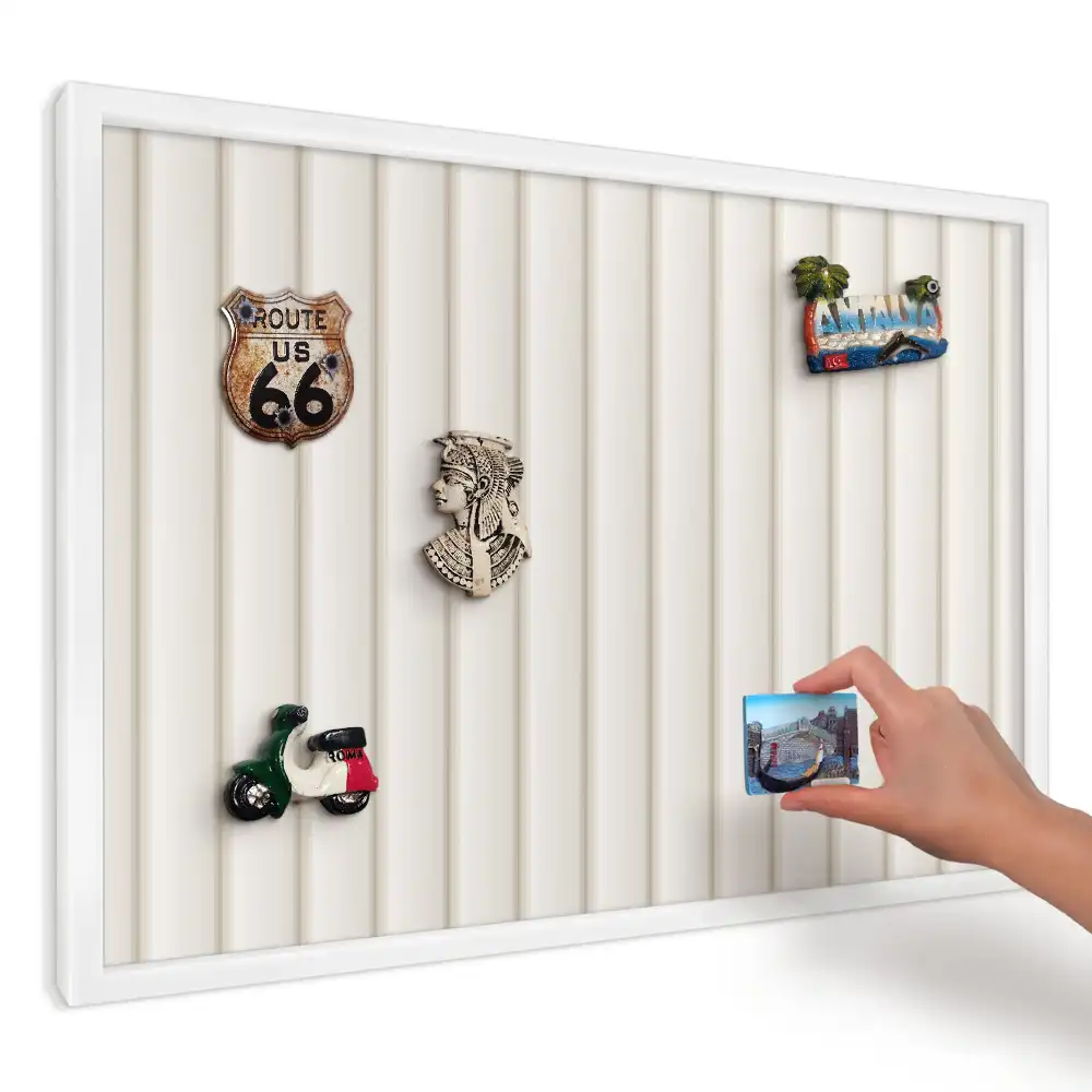 Panou magnetic decorativ cu model geometric în dungi bej