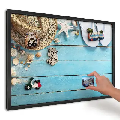 Panou magnetic pentru fotografii și suveniruri din călătorii cu design de pălărie de vară