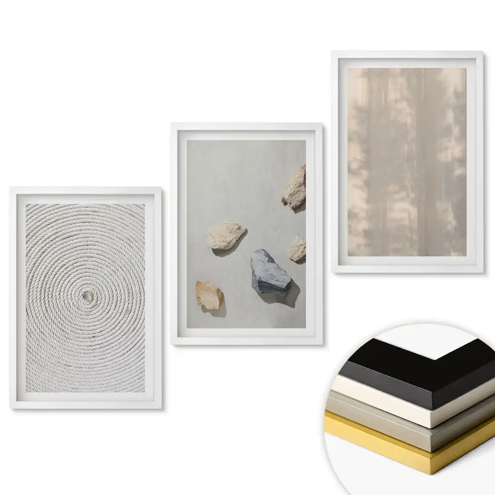Set de tablouri pentru living cu texturi abstracte și materiale naturale
